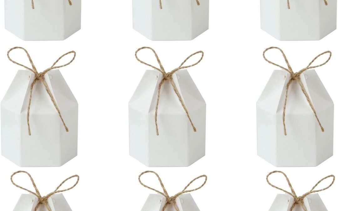 OEM 50Pack Paper Gift Boxes Lantern Hexagon Kraft Paper Package Box with Twine Candy Chocolate Gift Packing Wrap for Wedding Party Christmas White Factory