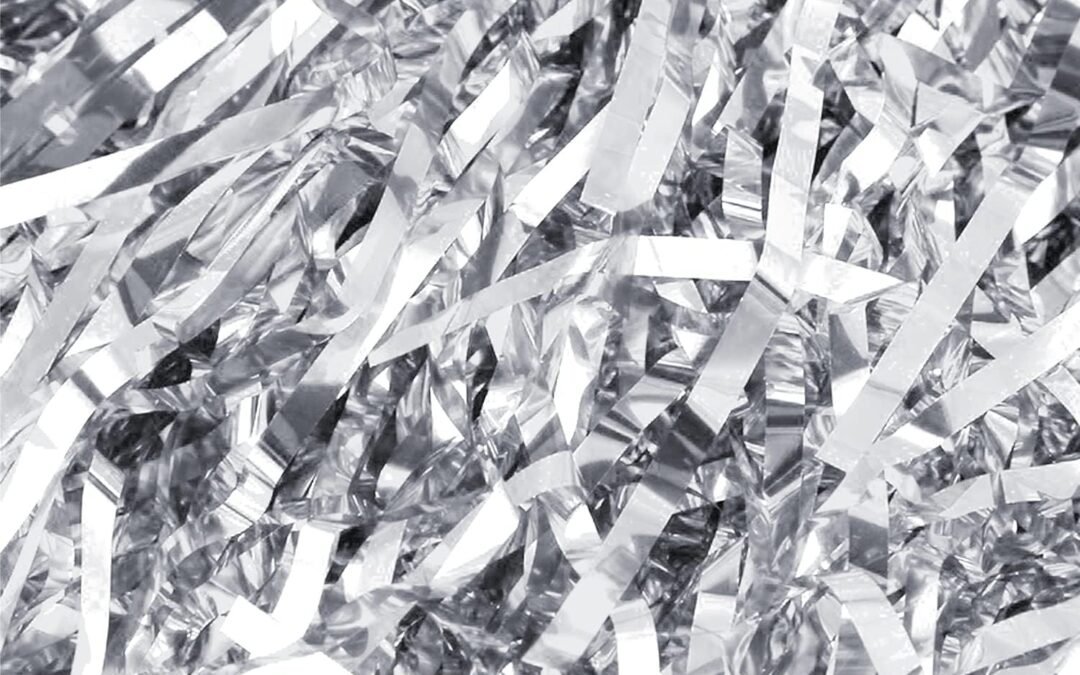 OEM Lainrrew 100 Grams Sparkly Silver PP Plastic Gift Filler Paper Shreds & Strands Shredded Grass Stuffer Crinkle Confetti Raffia Paper Gift Box Filler for DIY Gift Wrapping & Basket Filling Factory