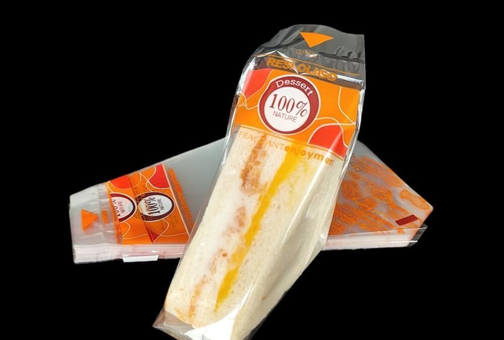 OEM Plastic Sandwich Bags Packaging Container, 100 Pack Clear Triangle Bakery Wrappers for Sandwiches,Easy to Tear Factory