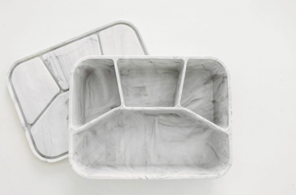 OEM Spoondrift Leakproof Silicone Bento Box Lunch Box 100% Food Grade, BPA- Free Silicone, Lightweight, Microwave Safe, Freezer safe, Dishwasher Safe, 4 Compartment, Includes 1 Box (Marble) Factory