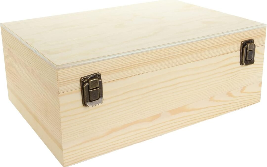 Wholesale OEM ODM DAJAVE Unfinished Wooden Box, Large Wooden Box with Hinged Lid and Front Clasp, Pine Wood Box DIY Craft Stash Boxes for Arts Hobbies and Home Storage(12x9x5 Inch) Factory & Supplier
