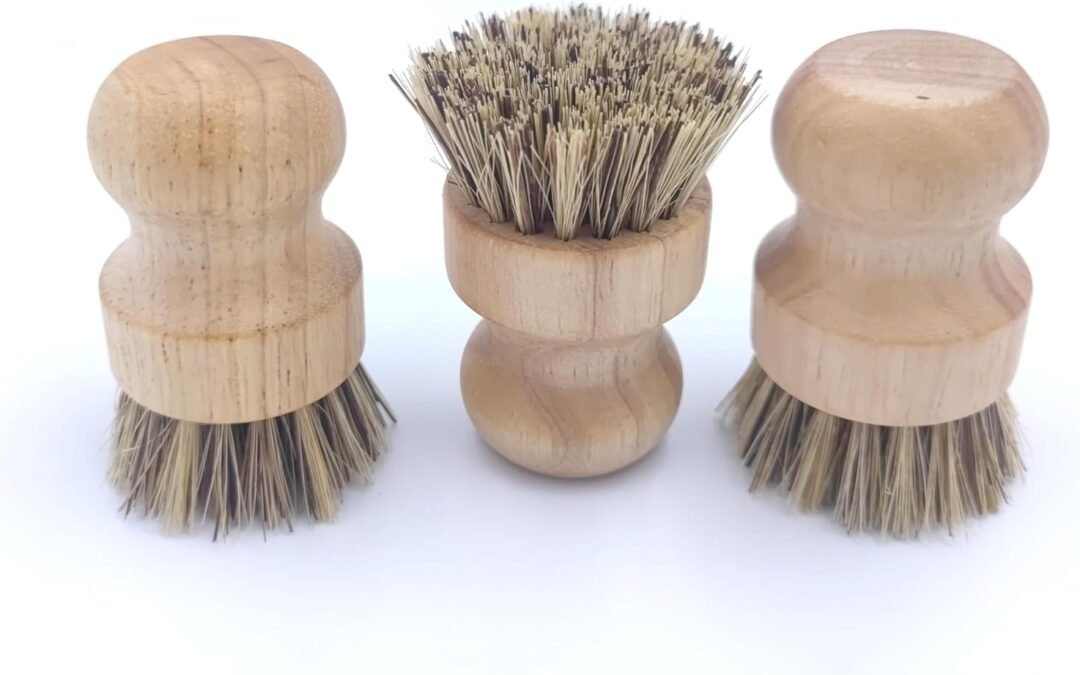 Wholesale OEM ODM Dish Brush Kitchen Dish Scrub Brush for Dishes Bamboo Dish Brushe,Round Mini Cleaning Brush Dish Scrubbers Palm Scrub Brush Sink Scrub Brush,Washing Dishes,Vegetable,Pans, Set of 3 Factory & Supplier